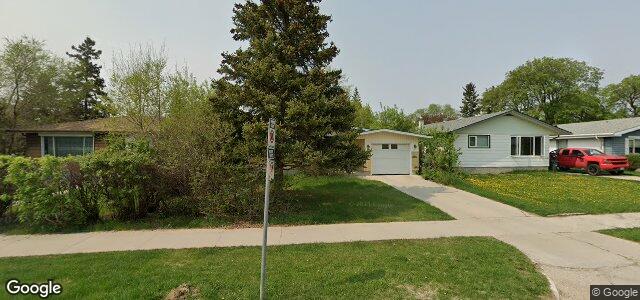 213 Riel Avenue（加拿大曼尼托巴省溫尼伯市）房屋照片