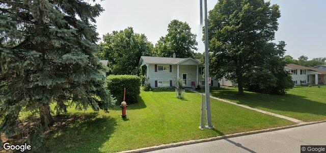 296 Riel Avenue（加拿大曼尼托巴省溫尼伯市）房屋照片