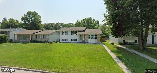 304 Riel Avenue（加拿大曼尼托巴省溫尼伯市）房屋照片