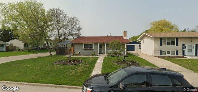 31 Blue Spruce Crescent（加拿大曼尼托巴省溫尼伯市）房屋照片