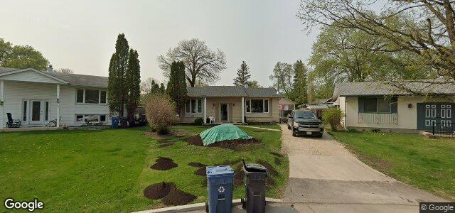 31 Oakridge Bay（加拿大曼尼托巴省溫尼伯市）房屋照片