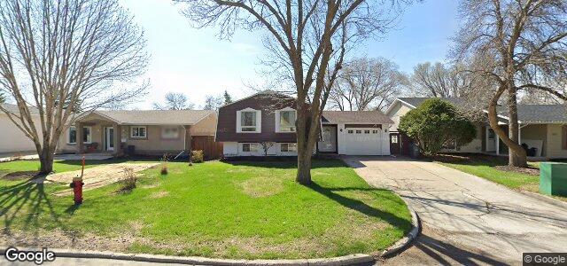 Larawan ng 366 Riel Avenue sa Winnipeg, Manitoba