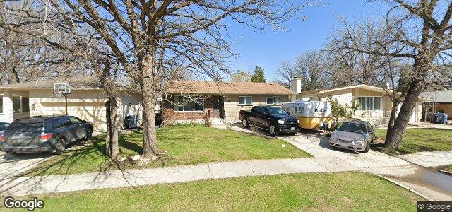 379 Riel Avenue（加拿大曼尼托巴省溫尼伯市）房屋照片