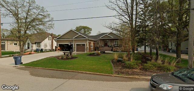 Photo of 74 Riverbend Avenue in Winnipeg, Manitoba