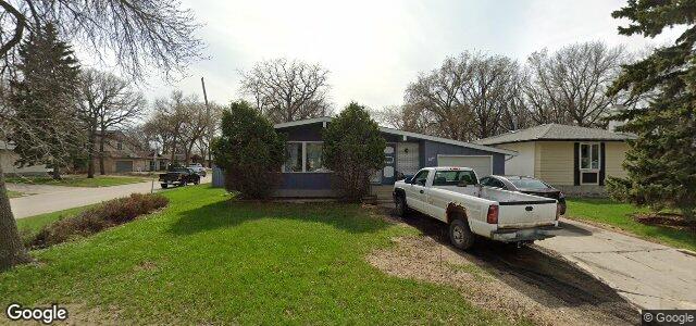 Larawan ng 8 Mcmurray Bay sa Winnipeg, Manitoba