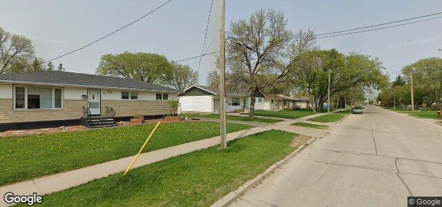 Photo of 95 Riel Avenue in Winnipeg, Manitoba