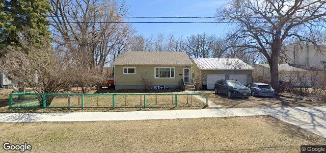 Photo of 98 Greendell Avenue in Winnipeg, Manitoba