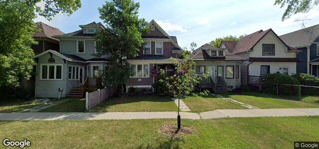 Photo of 681 Strathcona Street in Winnipeg, Manitoba