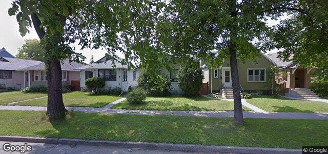 Photo of 692 Sherburn Street in Winnipeg, Manitoba