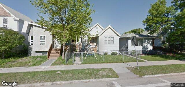 Larawan ng 700 Valour Road sa Winnipeg, Manitoba