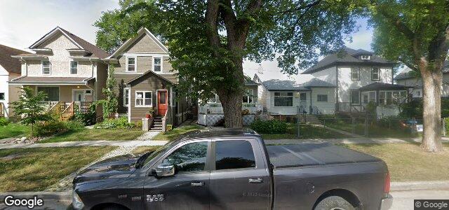 818 Strathcona Street（加拿大曼尼托巴省溫尼伯市）房屋照片