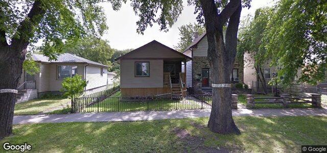 Photo of 859 Strathcona Street in Winnipeg, Manitoba