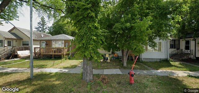 995 Strathcona Street（加拿大曼尼托巴省溫尼伯市）房屋照片