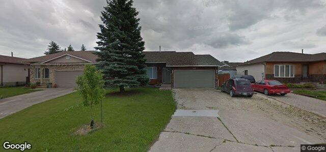 Photo of 103 Ranchgrove Bay in Winnipeg, Manitoba