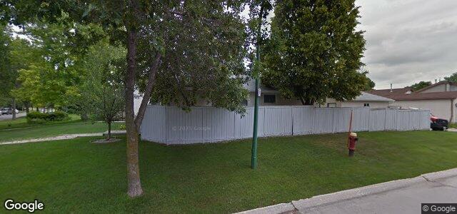 110 Cedargrove Crescent（加拿大曼尼托巴省溫尼伯市）房屋照片