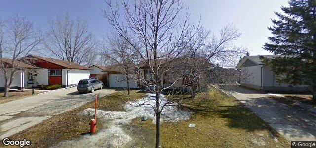 122 Hatcher Road（加拿大曼尼托巴省溫尼伯市）房屋照片