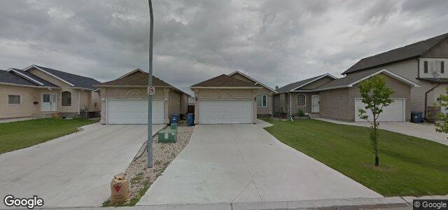 122 Paul Martin Drive（加拿大曼尼托巴省溫尼伯市）房屋照片