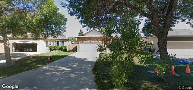 Larawan ng 15 Wendilene Street sa Winnipeg, Manitoba