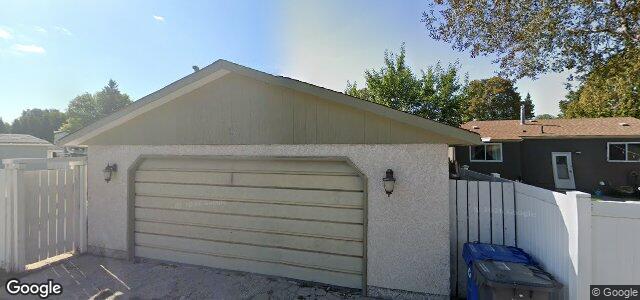 18 Bernard Bay（加拿大曼尼托巴省溫尼伯市）房屋照片