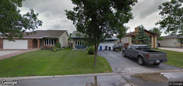 Larawan ng 19 Cedargrove Crescent sa Winnipeg, Manitoba