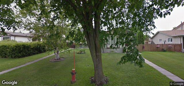 323 Hatcher Road（加拿大曼尼托巴省溫尼伯市）房屋照片