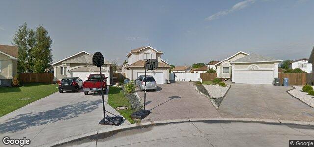 Larawan ng 63 George Lawrence Bay sa Winnipeg, Manitoba