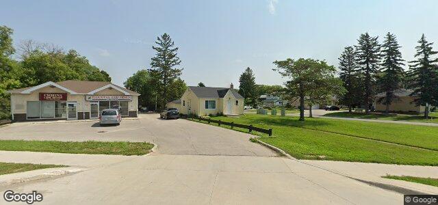 2124 Pembina Highway（加拿大曼尼托巴省溫尼伯市）房屋照片