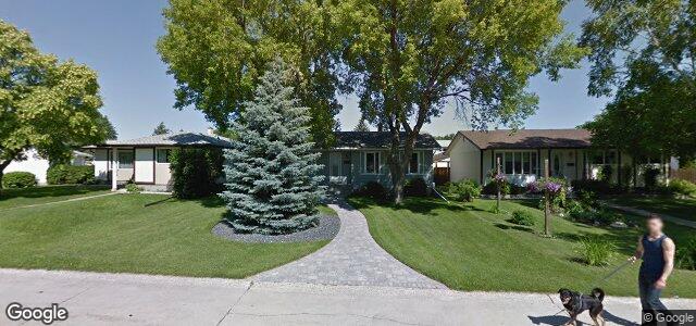 Photo of 10 Lowery Bay in Winnipeg, Manitoba