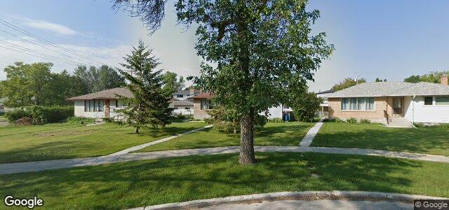 Photo of 2 Wynten Crescent in Winnipeg, Manitoba