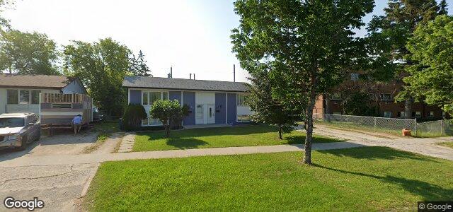 449 Gateway Road（加拿大曼尼托巴省溫尼伯市）房屋照片