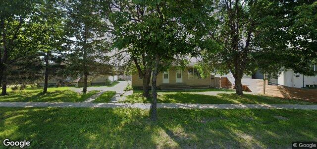 Photo of 581 Gateway Road in Winnipeg, Manitoba