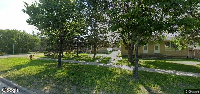 585 Gateway Road（加拿大曼尼托巴省溫尼伯市）房屋照片