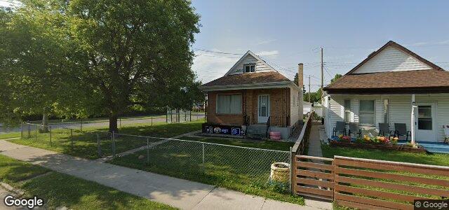 672 Hoskin Avenue（加拿大曼尼托巴省溫尼伯市）房屋照片