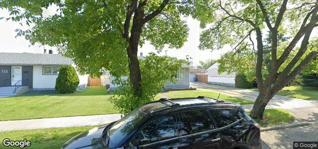 737 Adamdell Crescent（加拿大曼尼托巴省溫尼伯市）房屋照片