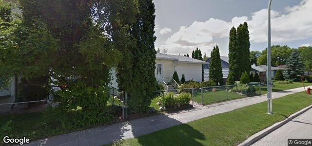 Larawan ng 744 Moncton Avenue sa Winnipeg, Manitoba