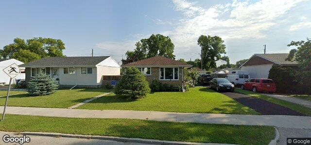 749 Robin Hood Crescent（加拿大曼尼托巴省溫尼伯市）房屋照片