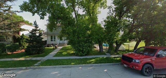 Photo of 923 Norwich Avenue in Winnipeg, Manitoba