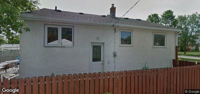 209 Neil Avenue（加拿大曼尼托巴省溫尼伯市）房屋照片