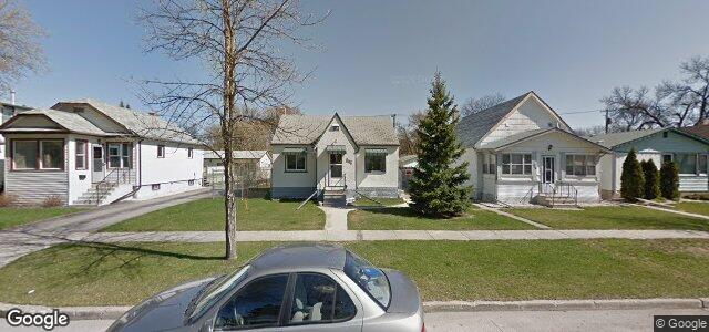 Photo of 335 Melbourne Avenue in Winnipeg, Manitoba