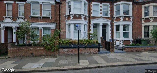 Larawan ng 4 Agincourt Road sa Winnipeg, Manitoba