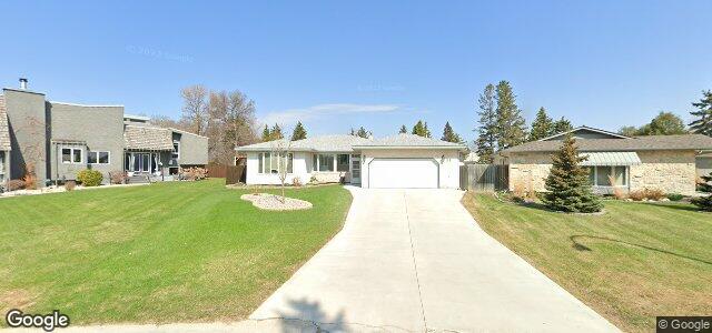 Photo of 55 Willow Point Road in Winnipeg, Manitoba