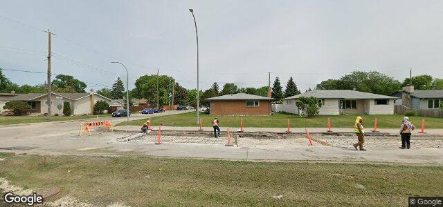 231 Dunkirk Drive（加拿大曼尼托巴省溫尼伯市）房屋照片