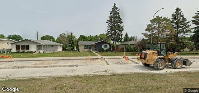 Photo of 243 Dunkirk Drive in Winnipeg, Manitoba