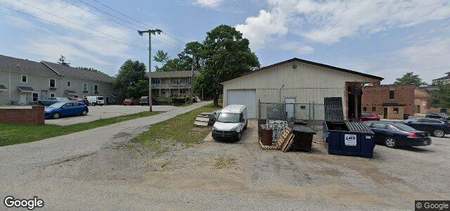 241 Oak Street（加拿大曼尼托巴省溫尼伯市）房屋照片