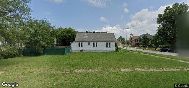 276 Oak Street（加拿大曼尼托巴省溫尼伯市）房屋照片