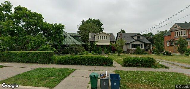 303 Queenston Street（加拿大曼尼托巴省溫尼伯市）房屋照片