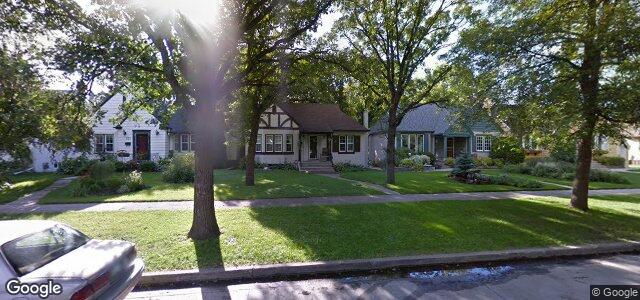 327 Borebank Street（加拿大曼尼托巴省溫尼伯市）房屋照片