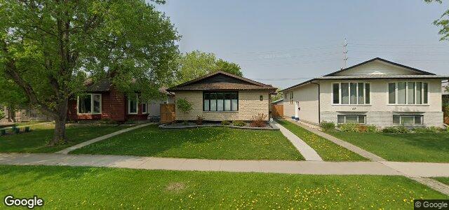 Photo of 427 Lindsay Street in Winnipeg, Manitoba