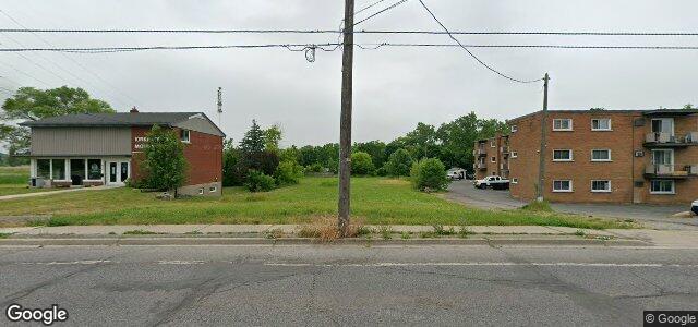 Photo of 428 Queenston Street in Winnipeg, Manitoba