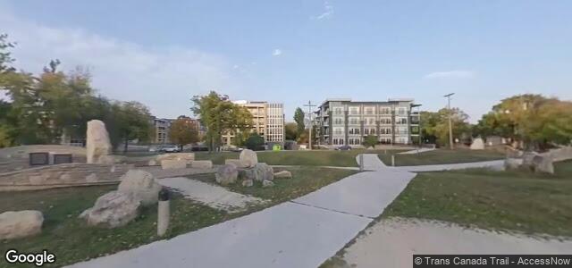 840 Tache Avenue（加拿大曼尼托巴省溫尼伯市）房屋照片